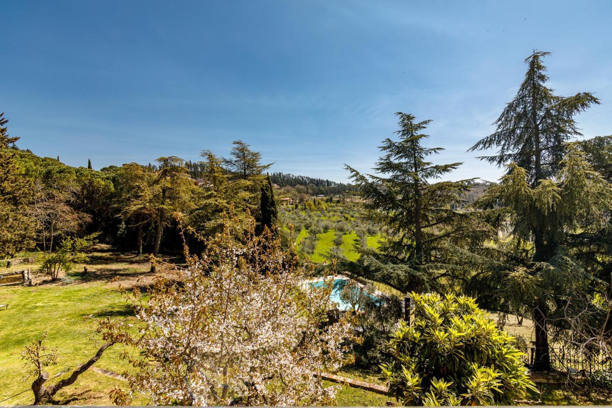 Godenano - Pool&restaurant Casa rural *