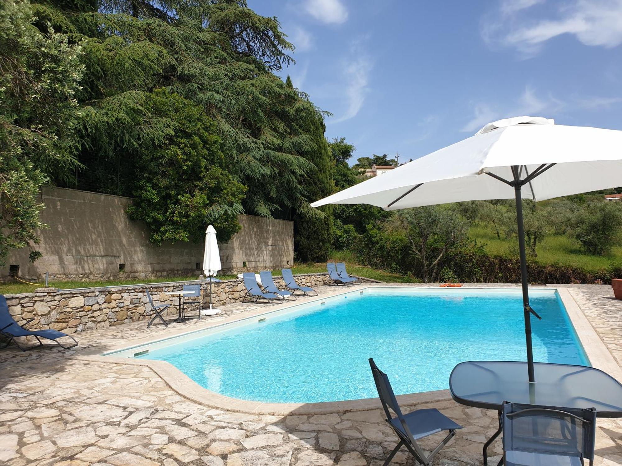 Country house Godenano - Pool&restaurant
