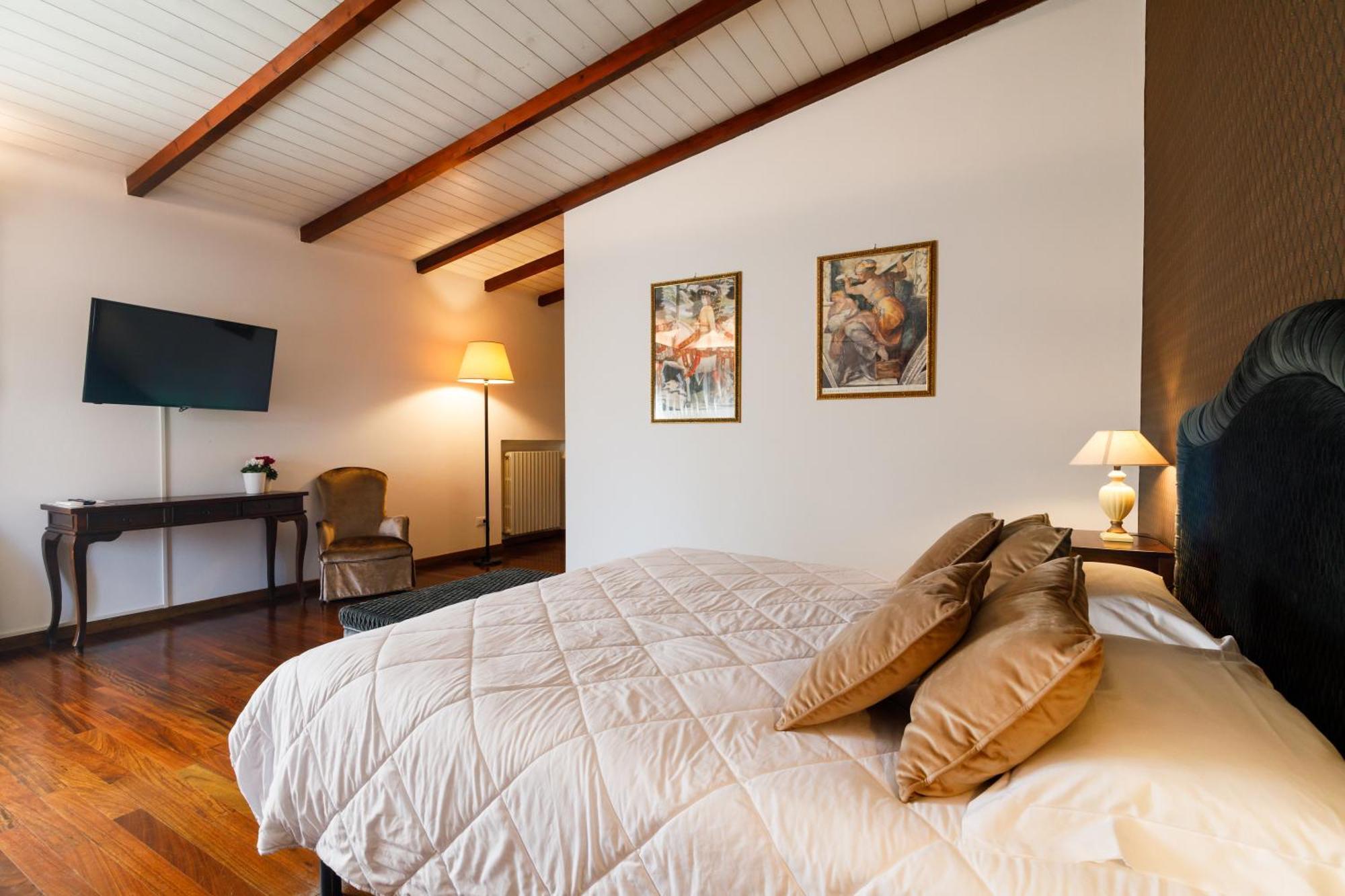 Country house Godenano - Pool&restaurant